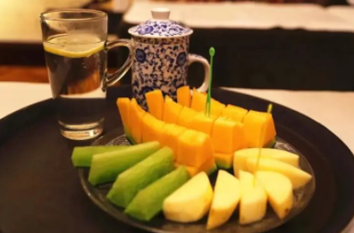 足疗店水果小吃